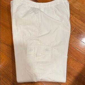 Women’s White Cargo Pants